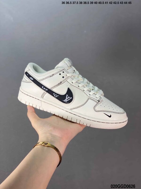S072 – Fashion Shoes
