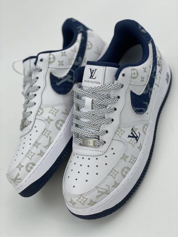 S081 – Fashion Shoes