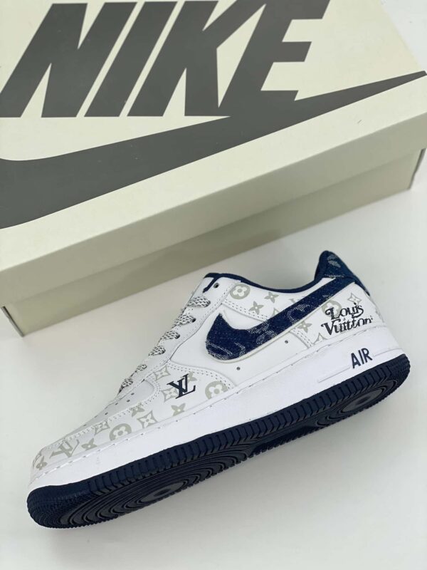 S081 – Fashion Shoes
