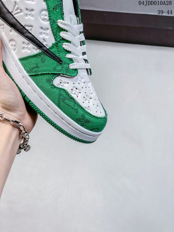 S091 – Fashion Shoes