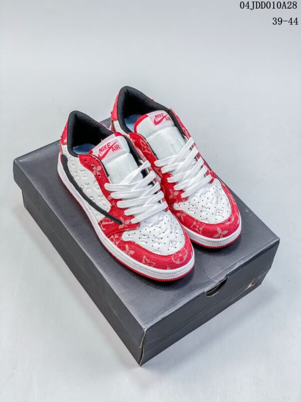 S092 – Fashion Shoes