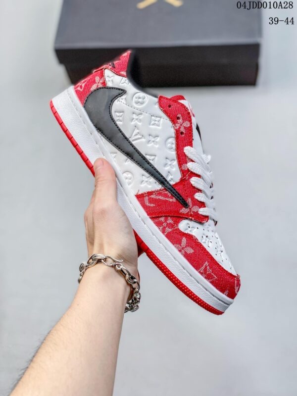 S092 – Fashion Shoes