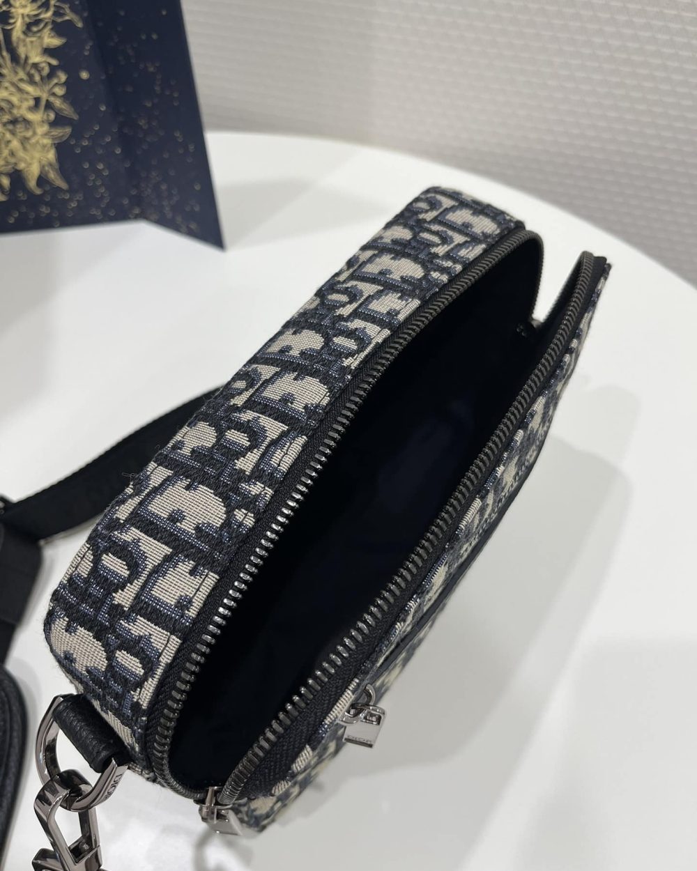 1:1 Replica Safari Messenger Bag Black For Women 8.5in/22cm 1ESPO206YKY_H27E