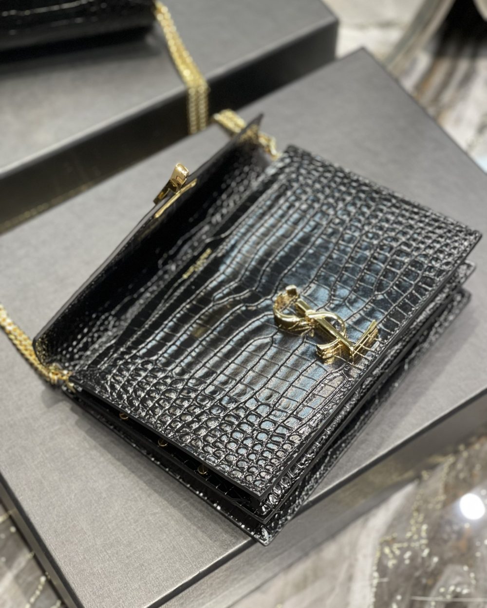 [REP 1:1] Saint Laurent Cassandra Medium Chain Bag Black For Women 8.6in/22cm YSL