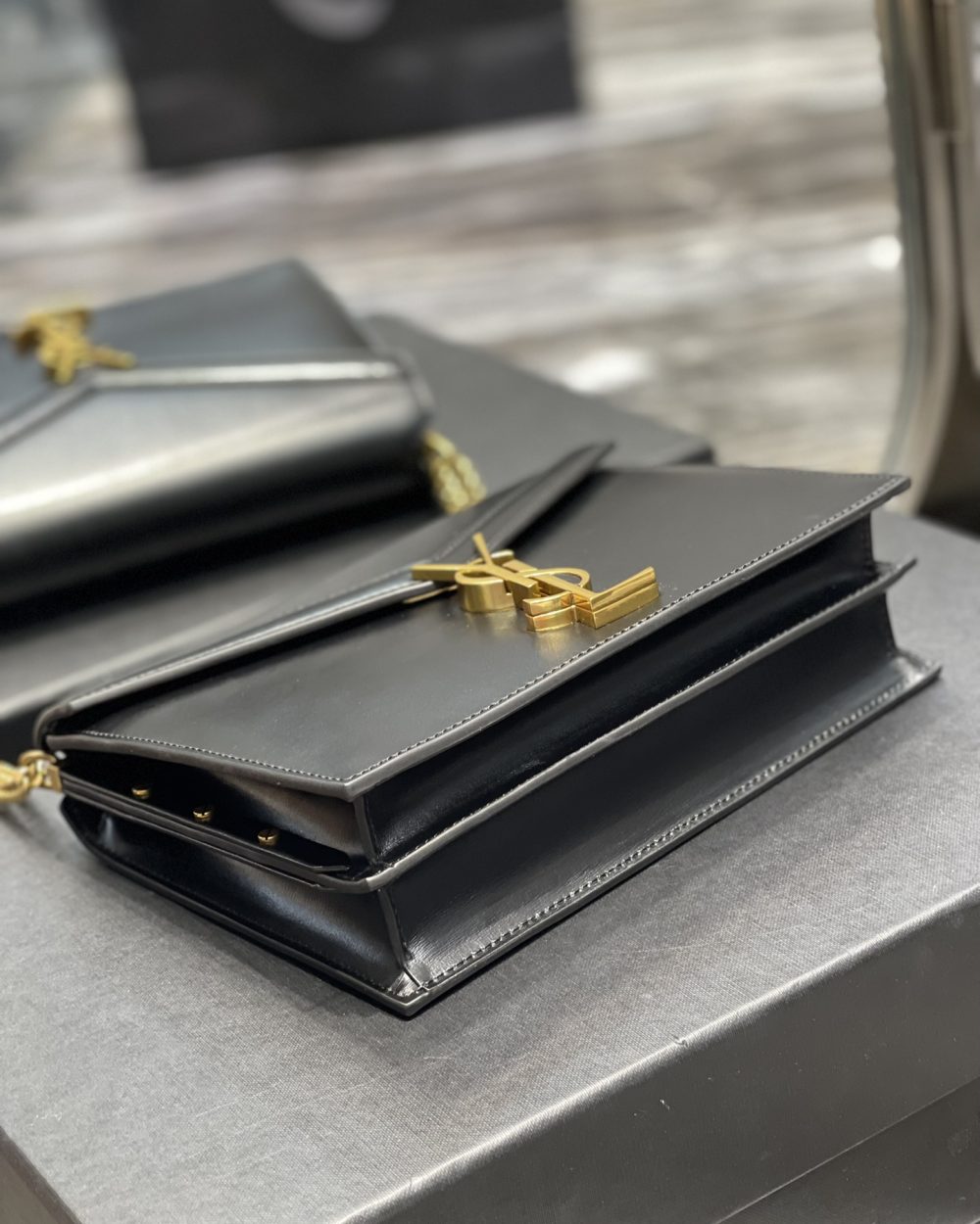 [REP 1:1] Saint Laurent Cassandra Medium Chain Bag Black In Grain De Poudre Embossed For Women 8.6in/22cm YSL 5327500SXSW1000