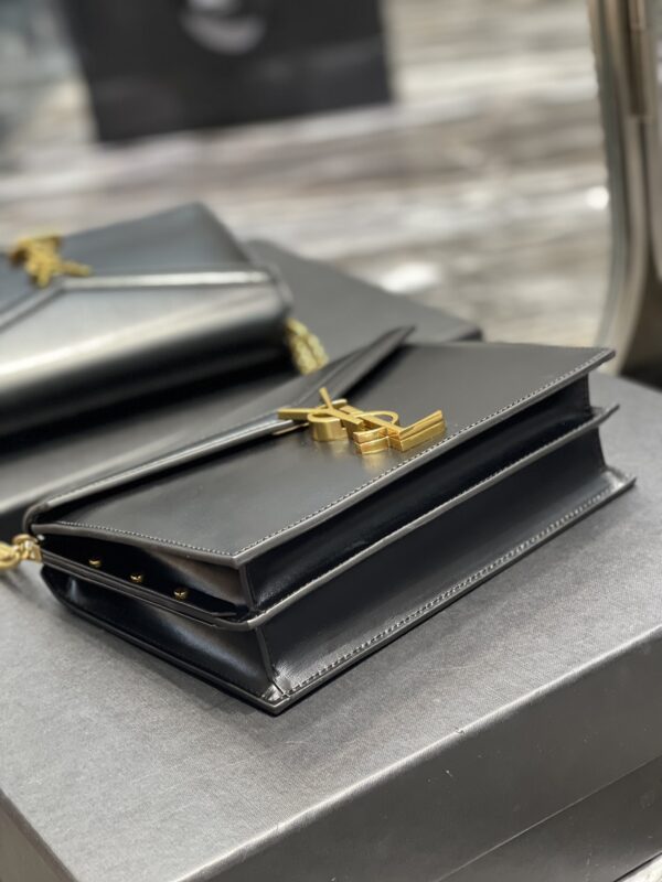 [REP 1:1] Saint Laurent Cassandra Medium Chain Bag Black In Grain De Poudre Embossed For Women 8.6in/22cm YSL 5327500SXSW1000