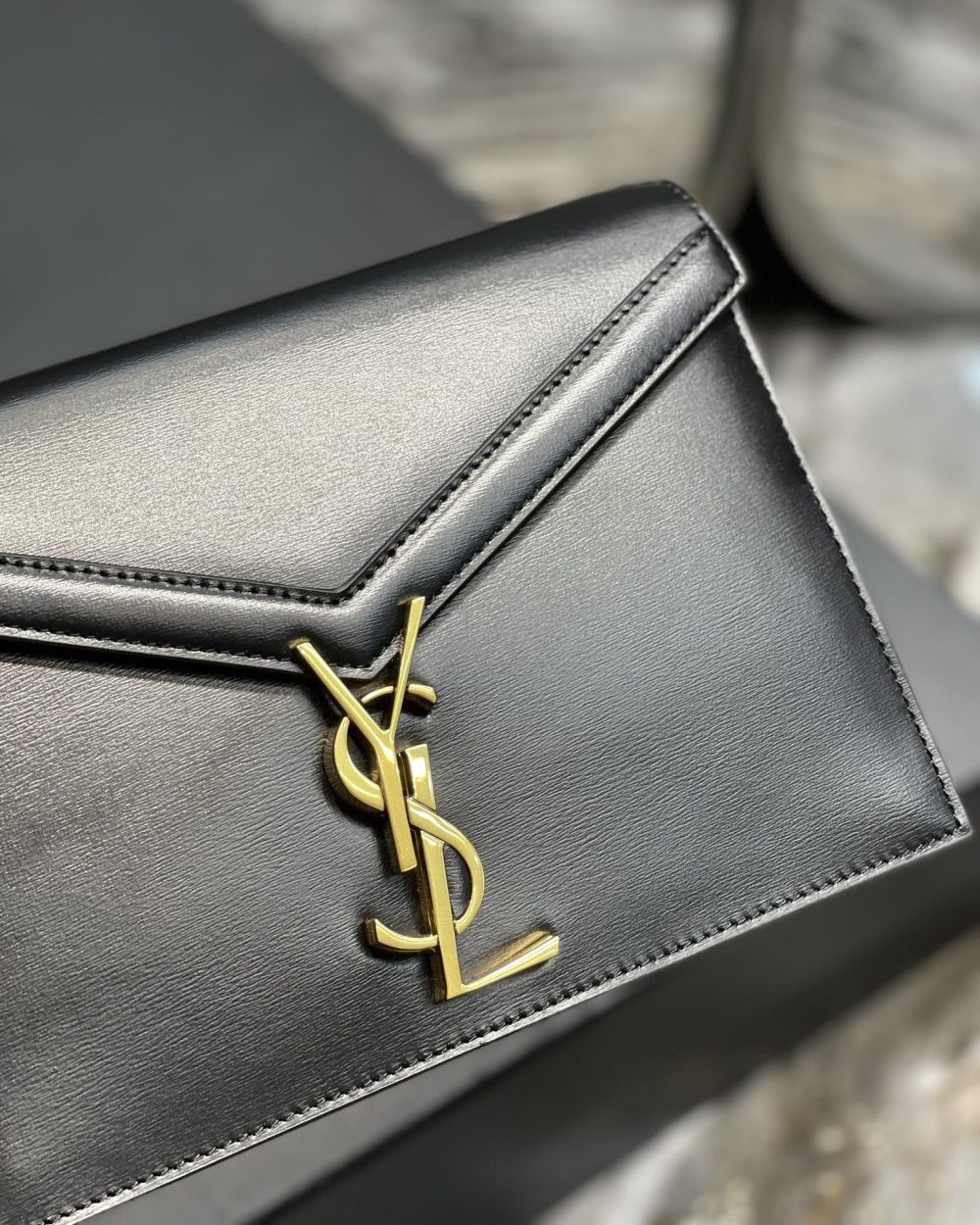 [REP 1:1] Saint Laurent Cassandra Medium Chain Bag Black In Grain De Poudre Embossed For Women 8.6in/22cm YSL 5327500SXSW1000