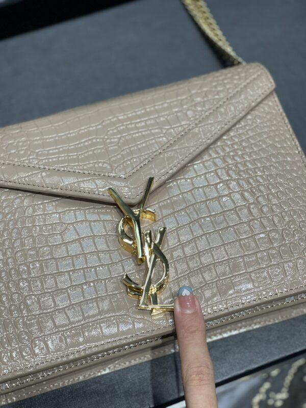 [REP 1:1] Saint Laurent Cassandra Medium Chain Bag Dark Beige In Grain De Poudre Embossed For Women 8.6in/22cm YSL 532750DND0J2721