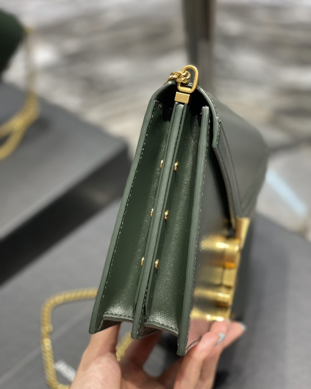 [REP 1:1] Saint Laurent Cassandra Medium Chain Bag In Grain De Poudre Embossed 22cm