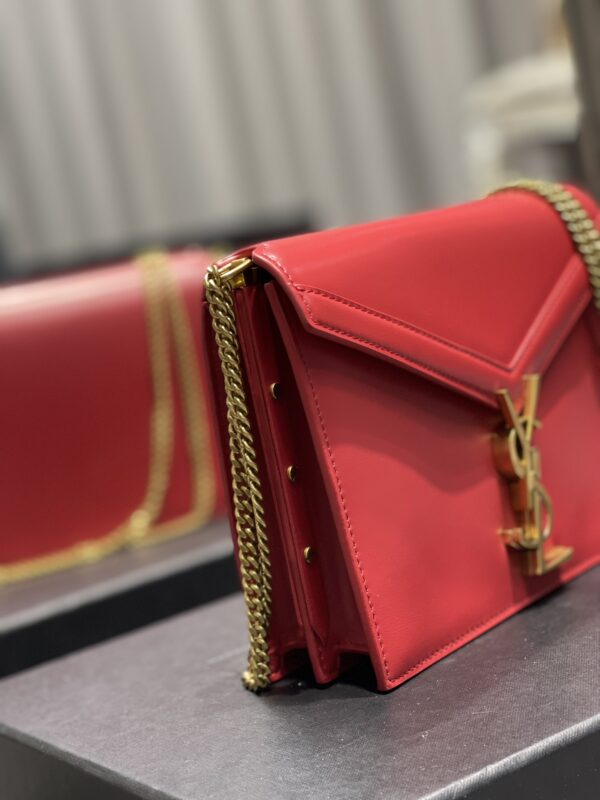 [REP 1:1] Saint Laurent Cassandra Medium Chain Bag Rouge Opyum In Grain De Poudre Embossed For Women 8.6in/22cm YSL 532750BOW0W6008