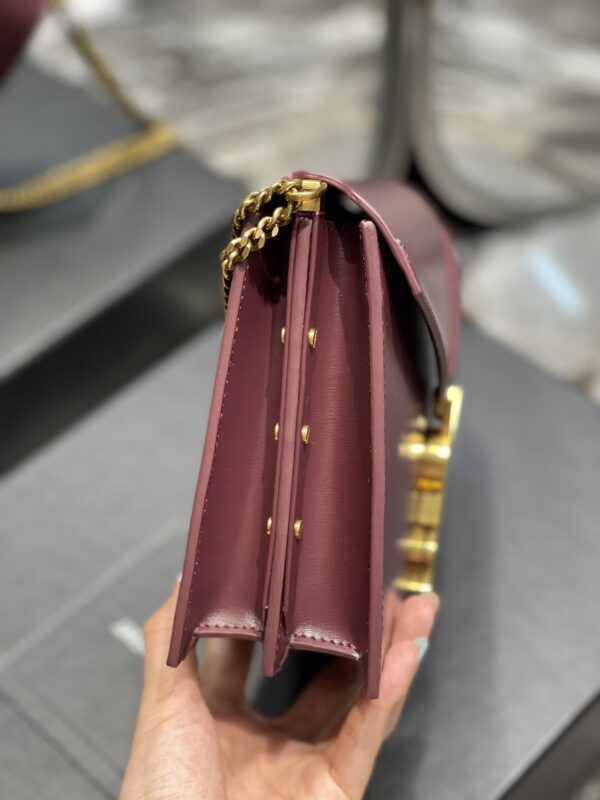 [REP 1:1] Saint Laurent Cassandra Medium Chain Bag Rouge Opyum In Grain De Poudre Embossed For Women 8.6in/22cm YSL 532750BOW0W6008