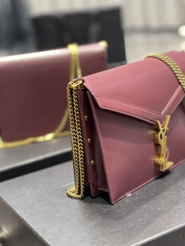 [REP 1:1] Saint Laurent Cassandra Medium Chain Bag Rouge Opyum In Grain De Poudre Embossed For Women 8.6in/22cm YSL 532750BOW0W6008
