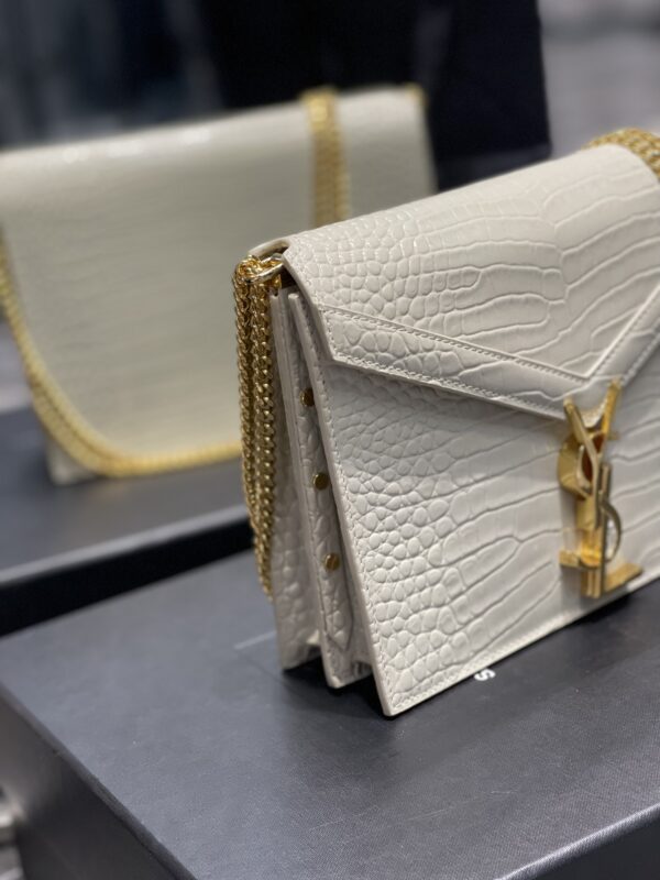 [REP 1:1] Saint Laurent Cassandra Medium Chain Bag White In Grain De Poudre Embossed For Women 8.6in/22cm YSL