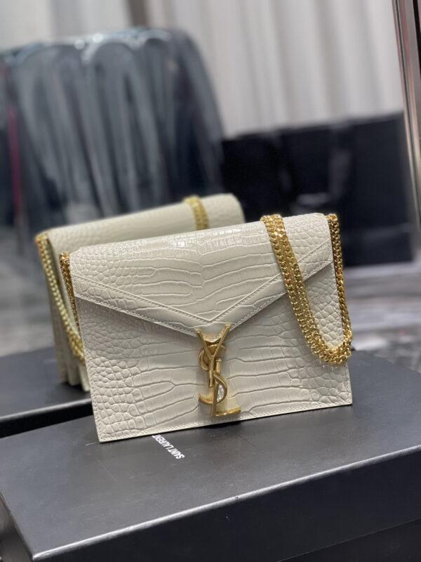 [REP 1:1] Saint Laurent Cassandra Medium Chain Bag White In Grain De Poudre Embossed For Women 8.6in/22cm YSL
