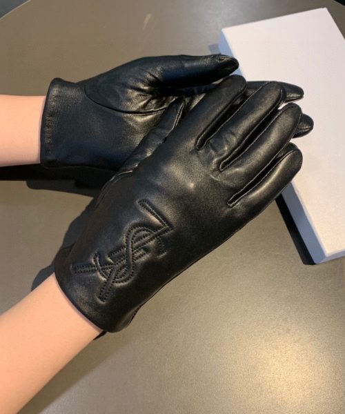 Saint Laurent Gloves In Black