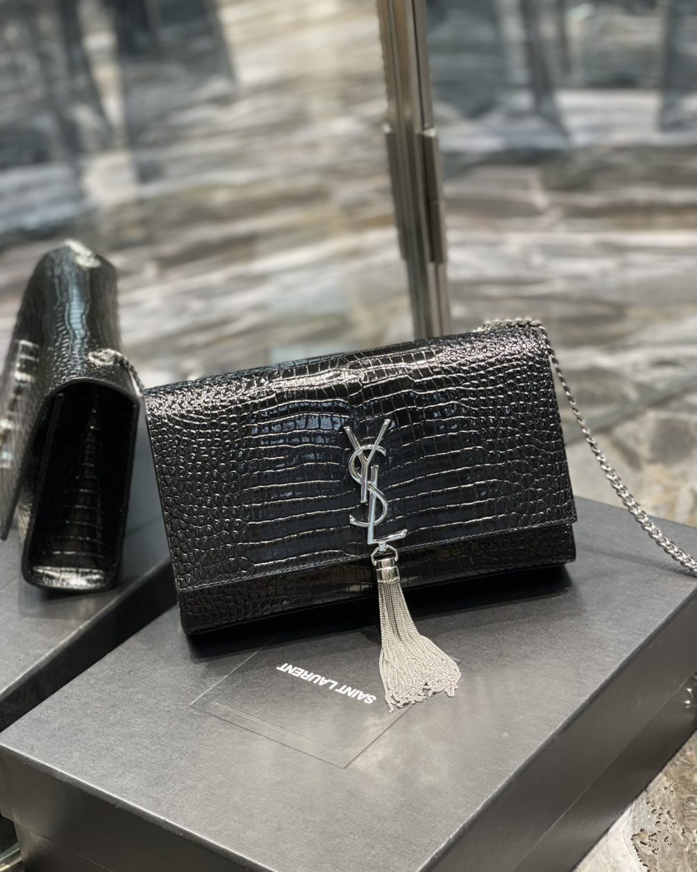 [REP 1:1] Saint Laurent Kata Medium Chain Bag Black With Tassel For Women 9.4in/24cm YSL 354119DND0N1000