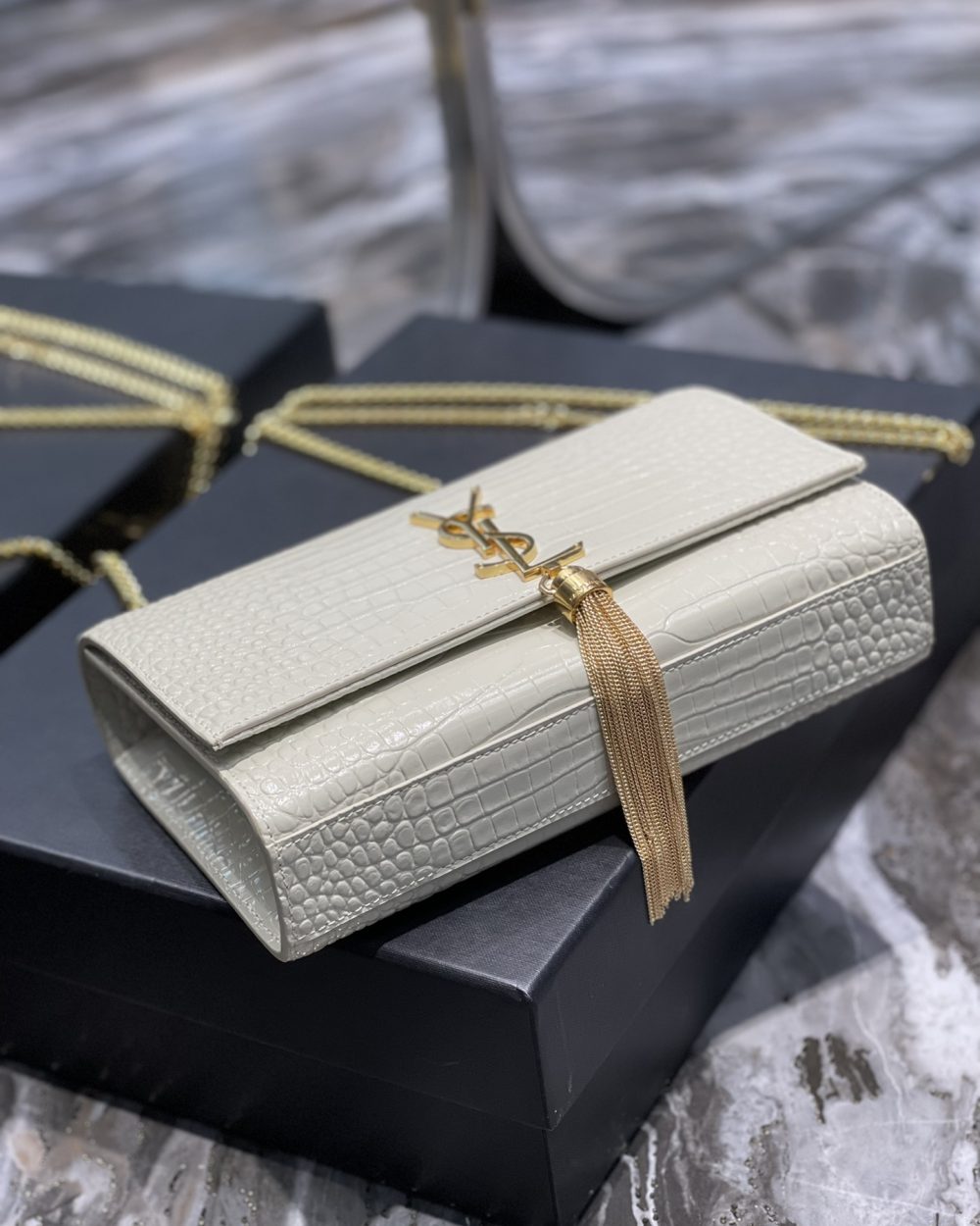 [REP 1:1] Saint Laurent Kata Medium Chain Bag White Vintage With Tassel For Women 9.4in/24cm YSL 354119DND0J9207