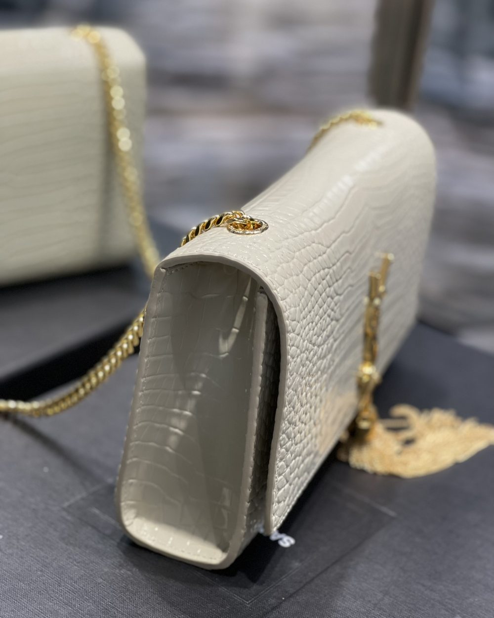 [REP 1:1] Saint Laurent Kata Medium Chain Bag White Vintage With Tassel For Women 9.4in/24cm YSL 354119DND0J9207