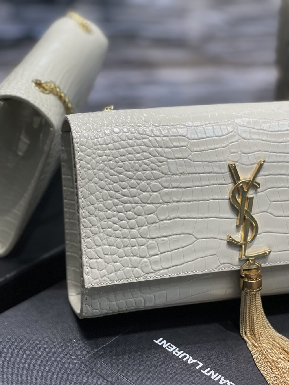 [REP 1:1] Saint Laurent Kata Medium Chain Bag White Vintage With Tassel For Women 9.4in/24cm YSL 354119DND0J9207 - Image 5