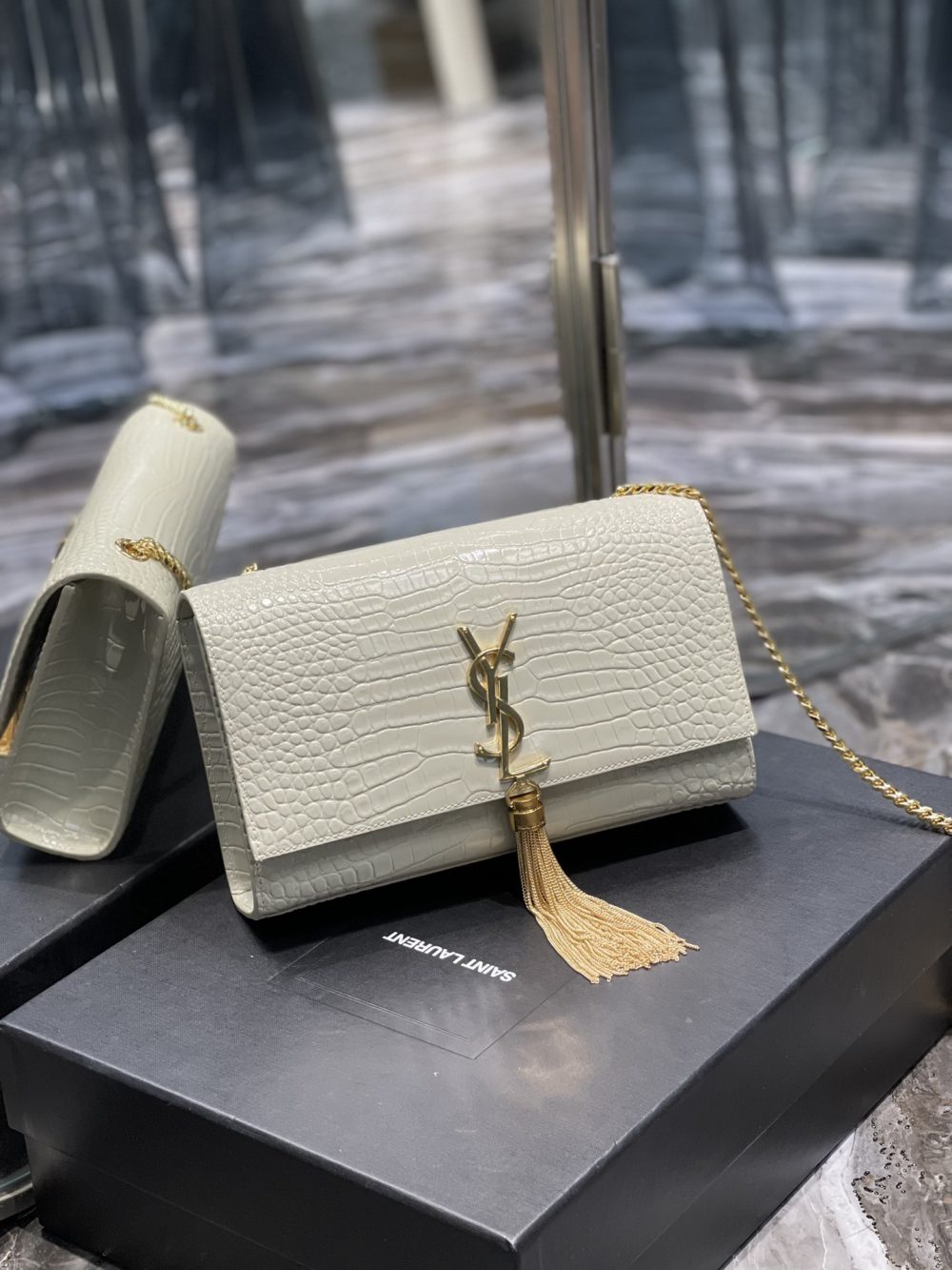 [REP 1:1] Saint Laurent Kata Medium Chain Bag White Vintage With Tassel For Women 9.4in/24cm YSL 354119DND0J9207 - Image 2