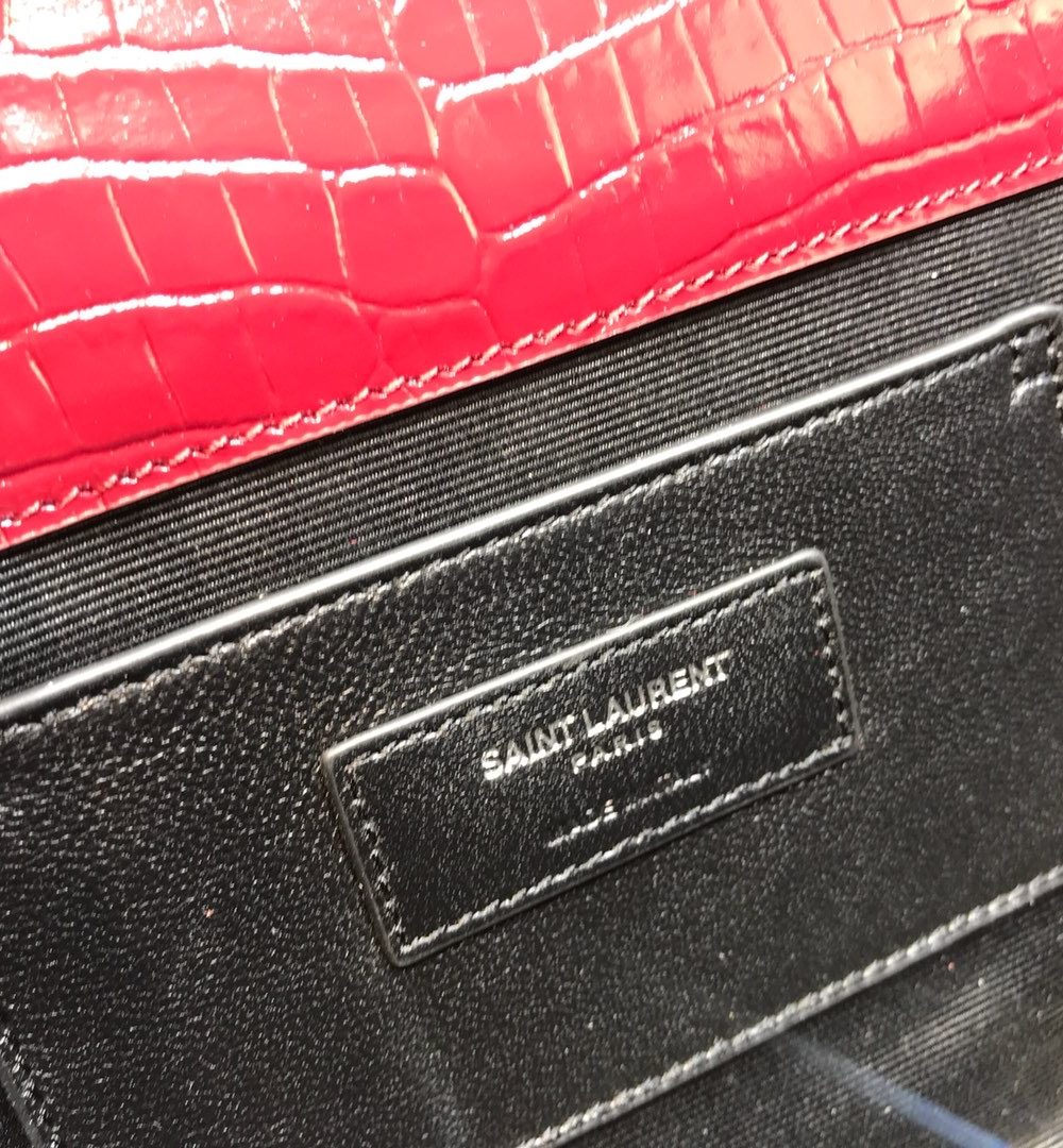 [REP 1:1] Saint Laurent Kate Medium Chain Bag With Tassel In Embossed Crocodile Burgundy For Women 9.4in/24cm YSL