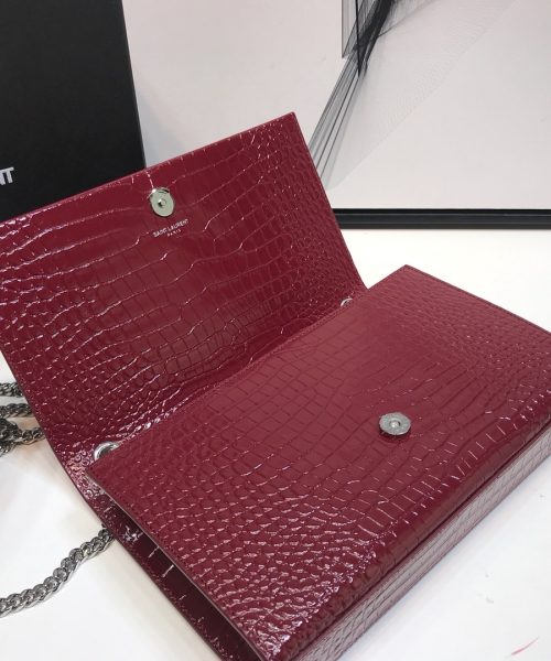 [REP 1:1] Saint Laurent Kate Medium Chain Bag With Tassel In Embossed Crocodile Burgundy For Women 9.4in/24cm YSL