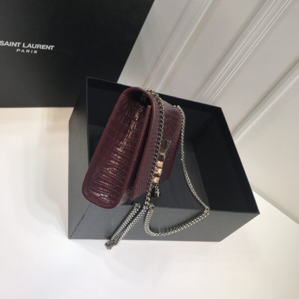 [REP 1:1] Saint Laurent Kate Medium Chain Bag With Tassel In Embossed Crocodile Dark Violet For Women 9.4in/24cm YSL