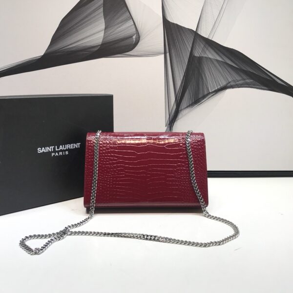 [REP 1:1] Saint Laurent Kate Medium Chain Bag With Tassel In Shiny-Embossed Burgundy For Women 9.4in/24cm