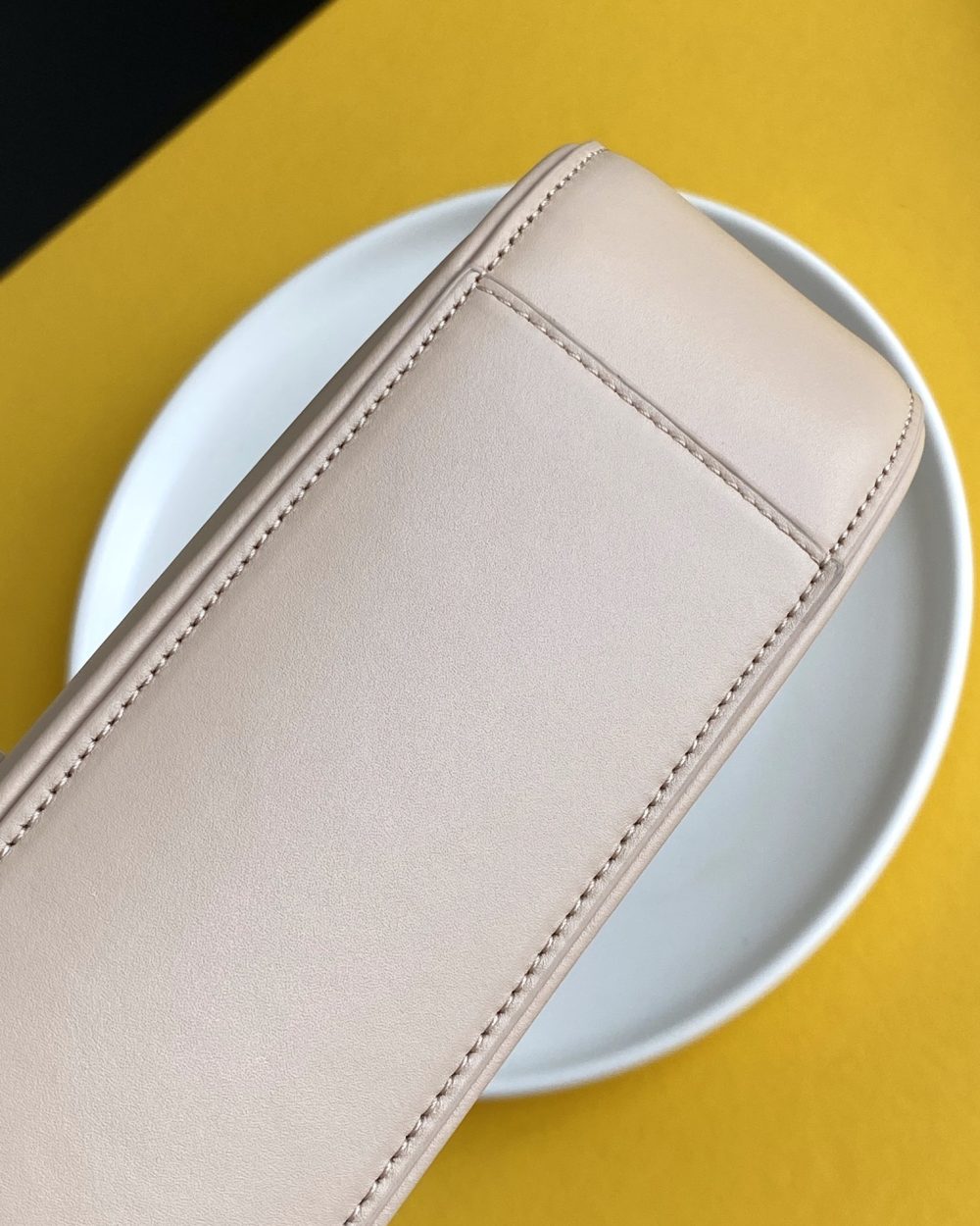 [REP 1:1] Saint Laurent LE 5 À 7 Hobo Bag Light Ivoire For Women 9in/23cm YSL