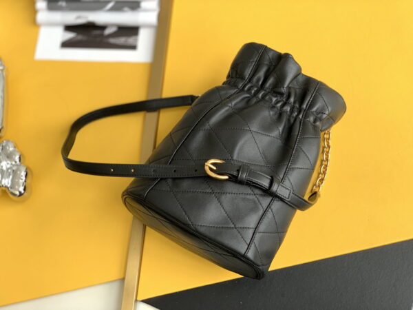 [REP 1:1] Saint Laurent Le Maillon Hook Bucket Bag Black For Women, Women's Bags 10.6in/27cm YSL 686310AAAJK1000