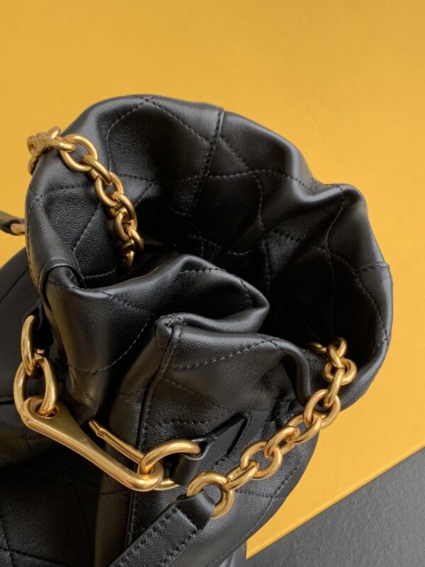 [REP 1:1] Saint Laurent Le Maillon Hook Bucket Bag Black For Women, Women's Bags 10.6in/27cm YSL 686310AAAJK1000
