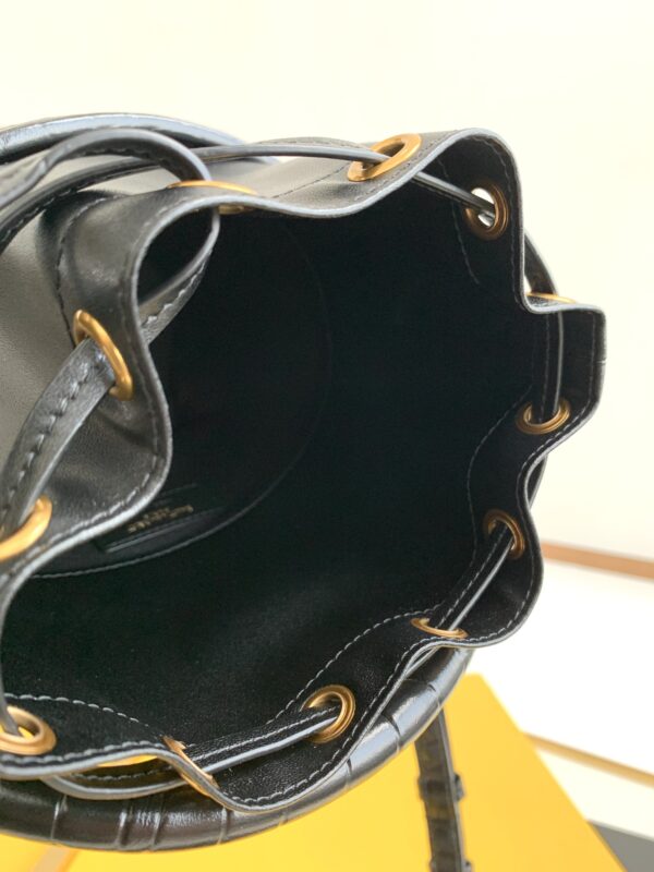 [REP 1:1] Saint Laurent Le Maillon Hook Bucket Bag Black For Women, Women's Bags 10.6in/27cm YSL 686310AAAJK1000