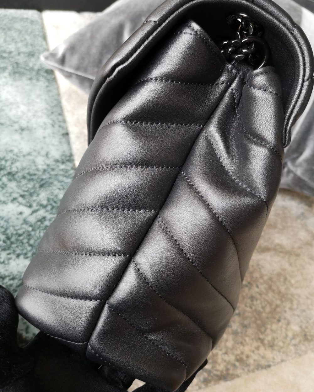 [REP 1:1] Saint Laurent Lou Lou Medium Chain Bag Black For Women 12.6in/32cm YSL 574946DV7281000