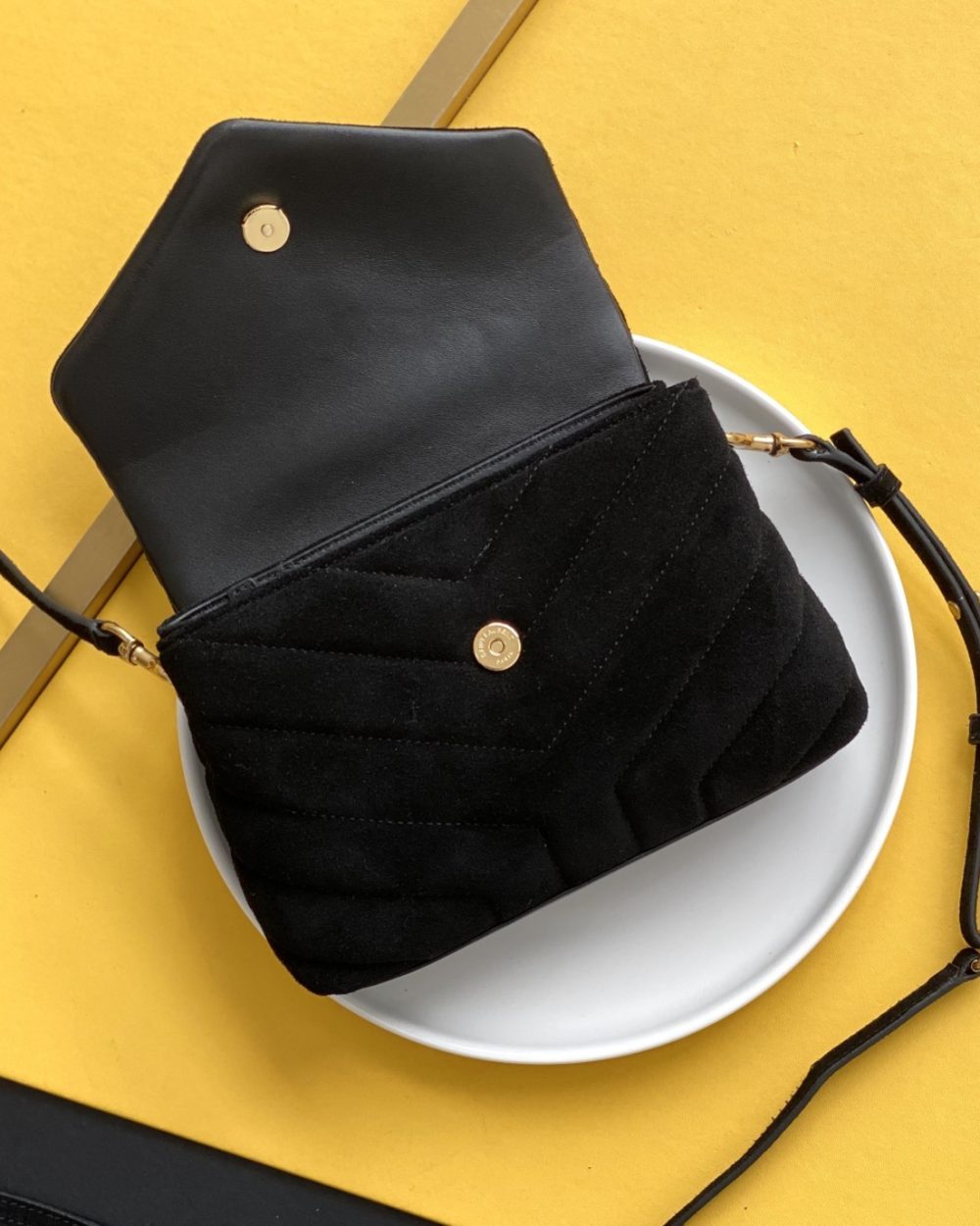 [REP 1:1] Saint Laurent Loulou Toy Strap Bag With Gold Hardware For Women 7.8in/20cm YSL 6784011U8271000