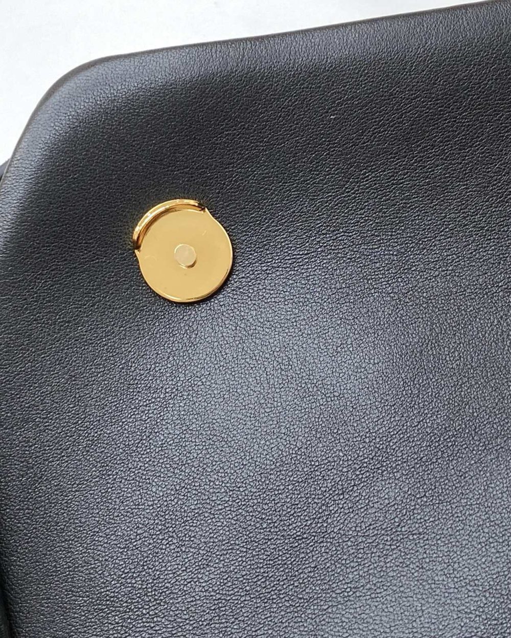 [REP 1:1] Saint Laurent Loulou Toy Strap Bag With Gold Hardware For Women 7.8in/20cm YSL 6784011U8271000