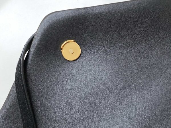 [REP 1:1] Saint Laurent Loulou Toy Strap Bag With Gold Hardware For Women 7.8in/20cm YSL 6784011U8271000