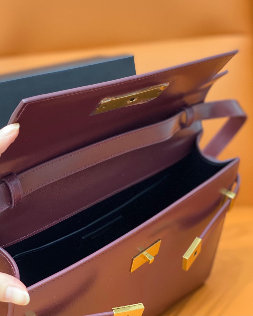 [REP 1:1] Saint Laurent Manhattan Shoulder Bag Rouge Legion For Women 11.4in/29cm YSL 5792710SX0W6475