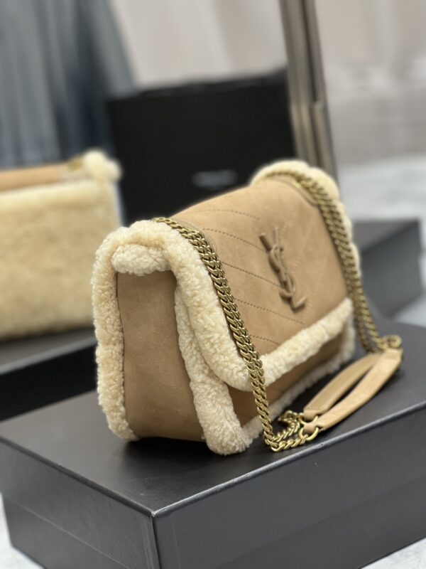 [REP 1:1] Saint Laurent Taupe Shearling Medium Niki Bag Brown For Women, Women's Bags 8.66in/22cm YSL‎