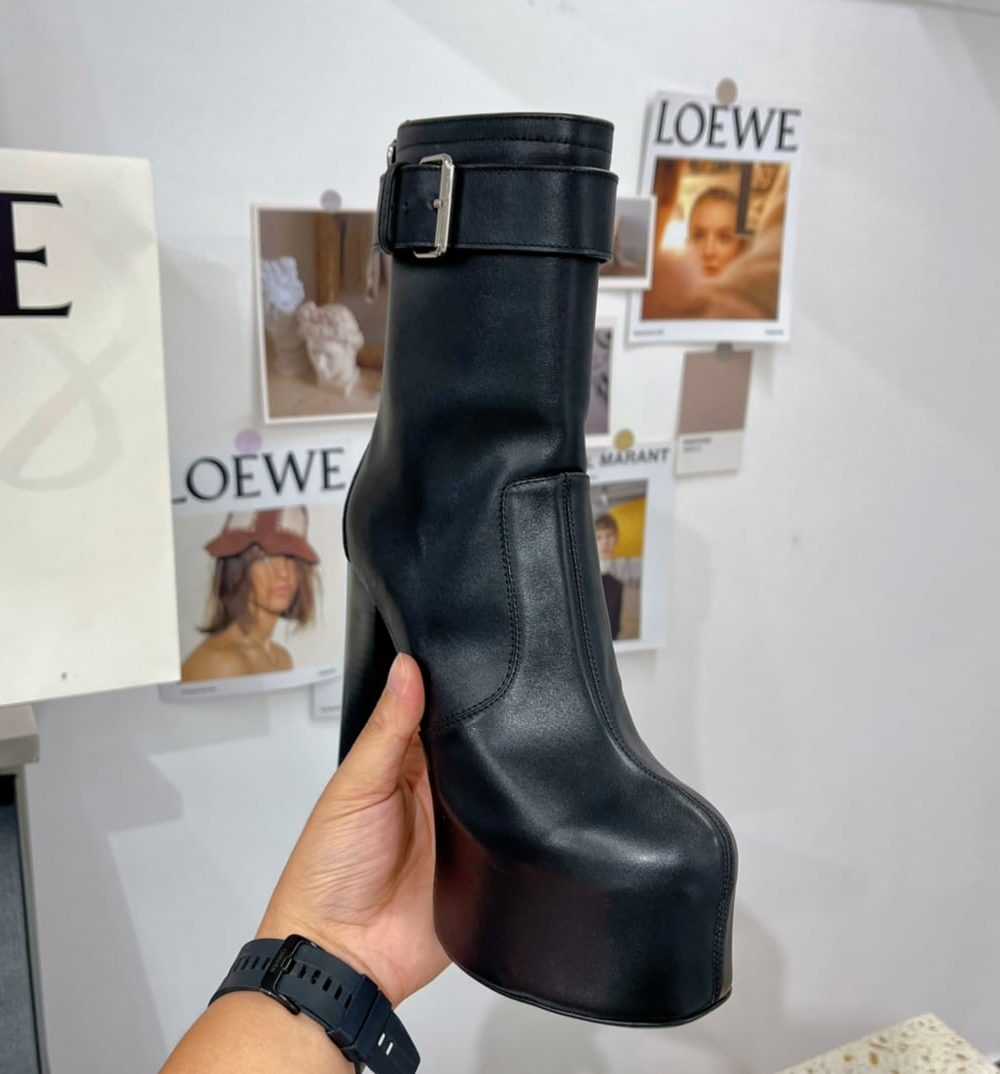 Saint Laurent Women's Cherry Buckle Platform Booties Black For Women YSL 6876621Y8001000