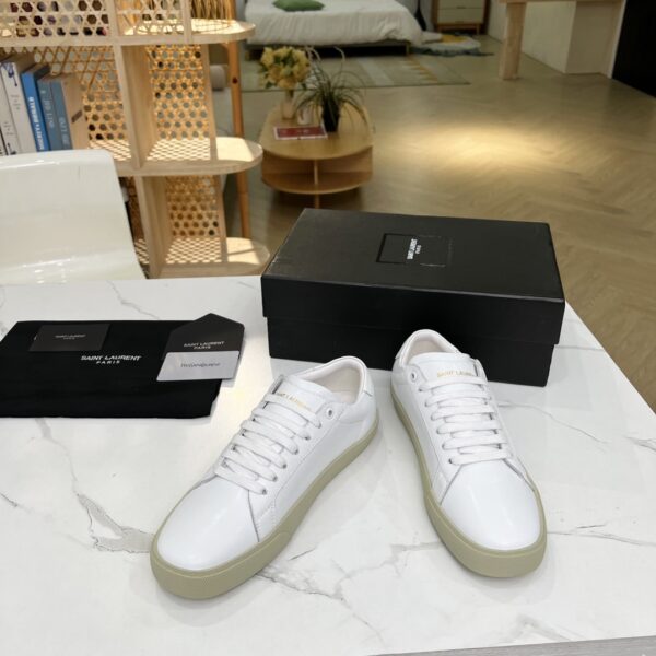 Saint Laurent Women's Court Classic Sl/06 Embroidered Sneakers White For Women YSL