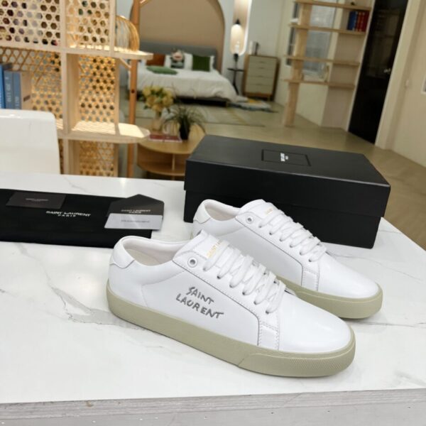 Saint Laurent Women's Court Classic Sl/06 Embroidered Sneakers White For Women YSL