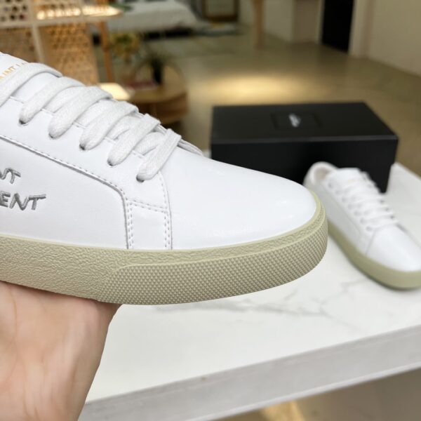 Saint Laurent Women's Court Classic Sl/06 Embroidered Sneakers White For Women YSL