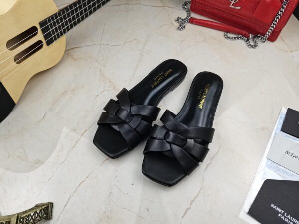Saint Laurent Women's Tribute Flat Mules Black For Women YSL 571952BDA001000