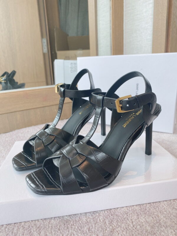 Saint Laurent Women's Tribute Sandals Black For Women YSL 6206731YQ001000