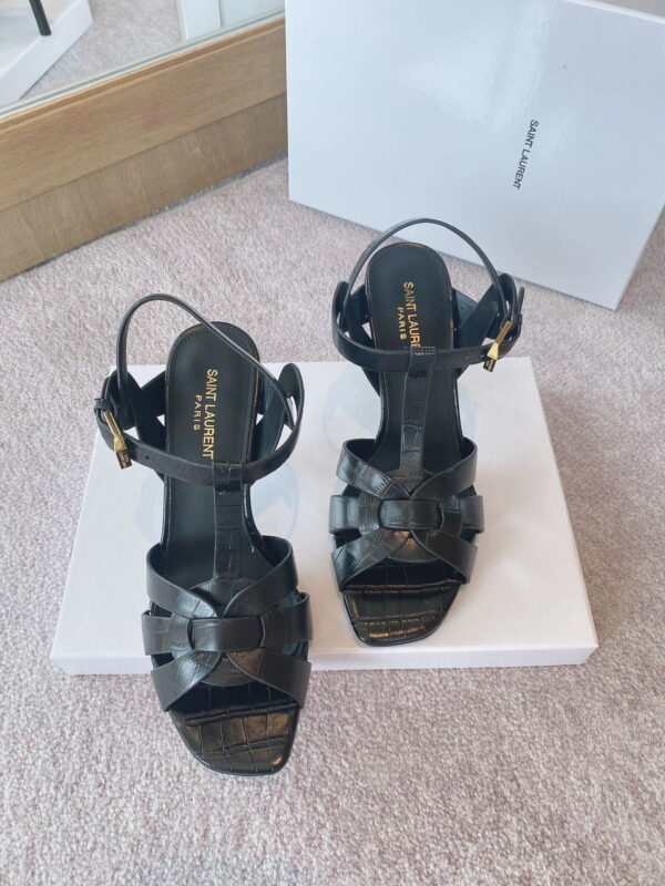Saint Laurent Women's Tribute Sandals Black For Women YSL 6206731YQ001000