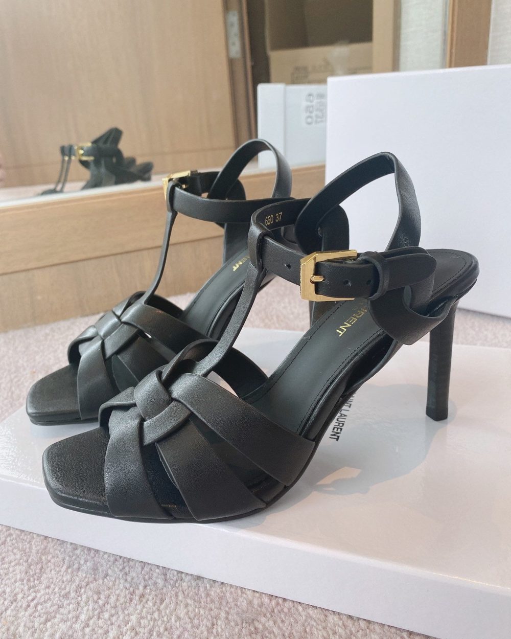 Saint Laurent Women's Tribute Sandals Black For Women YSL 620673dwe001000