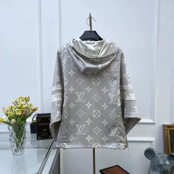 Simple Style Jacket And Shorts Grey For Women