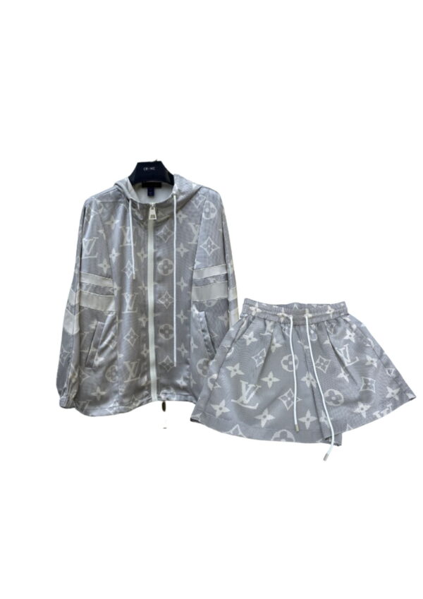 Simple Style Jacket And Shorts Grey For Women