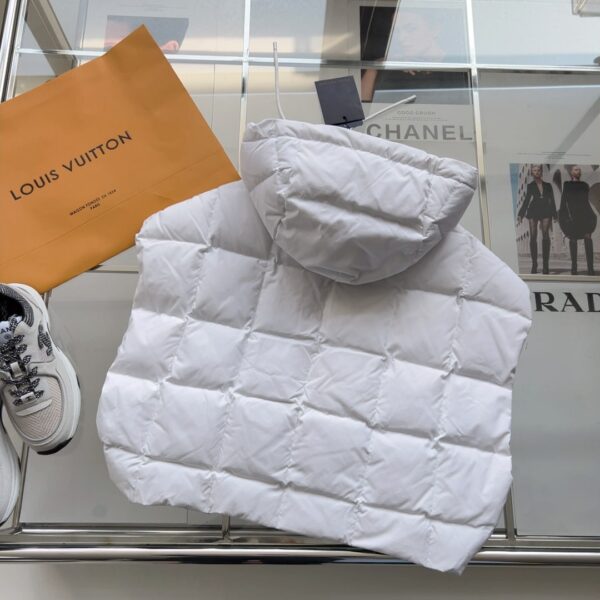 Sleeveless Puffer Jacket White For Women
