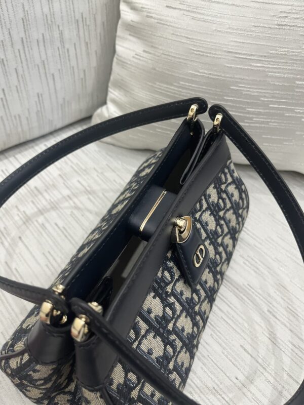 1:1 Replica Small Dior Key Bag Black For Women 8.5in/22cm M1844OTZQ_M928